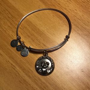 Silver Irish Claddagh Alex and Ani